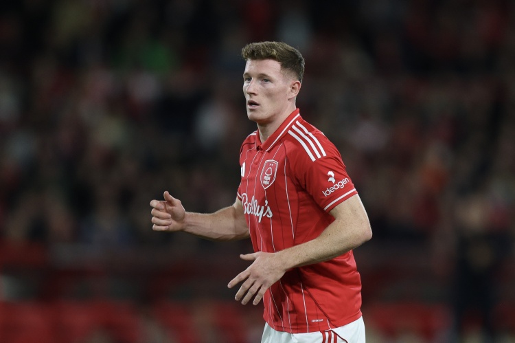 九游体育app-记者：曼联暂时未争夺托纳利，埃利奥特·安德森一直是引援首选