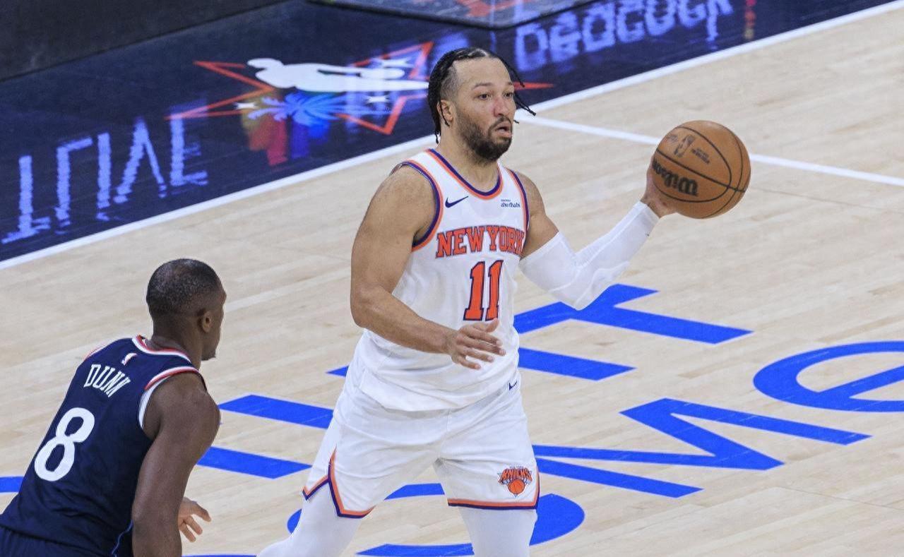 九游体育app-生死止颓 尼克斯客场战爵士唐斯35分余热未消 弱旅再斩季后赛劲旅